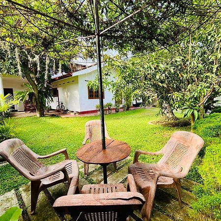 Sanithu Homestay And Villa Galle Kültér fotó