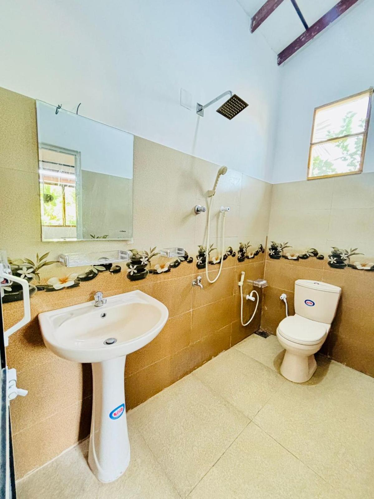 Sanithu Homestay And Villa Galle Kültér fotó